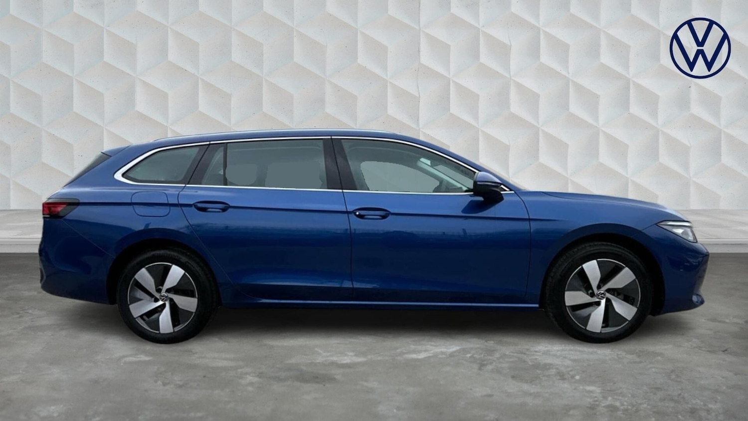 Used Volkswagen Passat 2025 for sale - 77602948: Photo 4