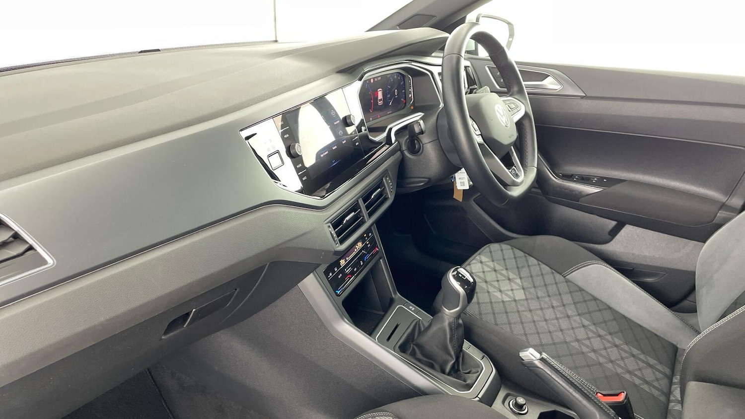 Used Volkswagen Polo 2022 for sale - 77602980: Photo 2