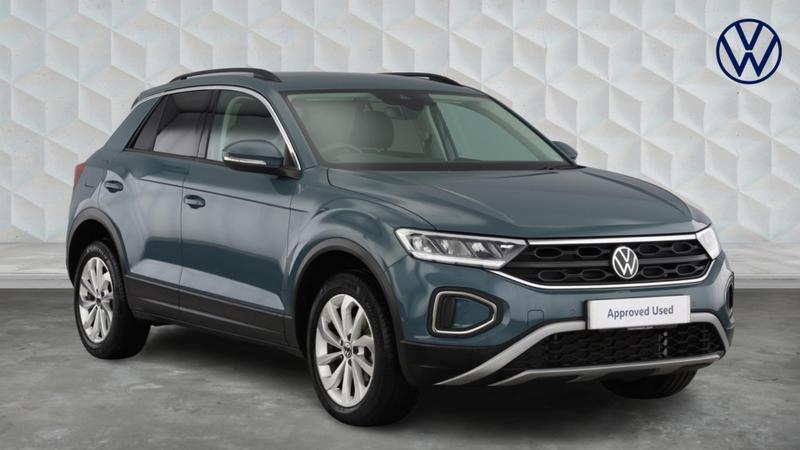 Used Volkswagen T-Roc 2023 for sale - 76940056: Photo 1