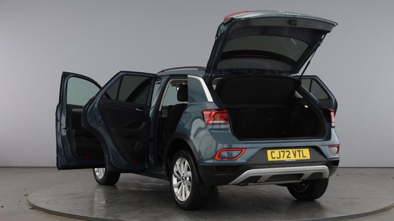 Used Volkswagen T-Roc 2023 for sale - 76940056: Photo 11