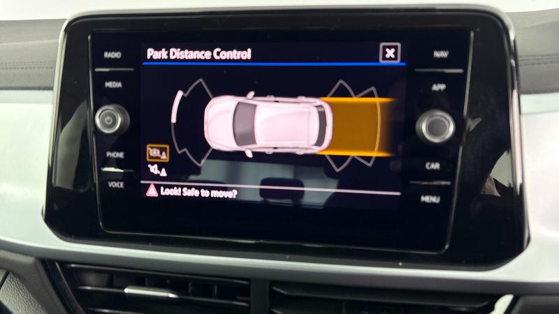 Used Volkswagen T-Roc 2023 for sale - 76940056: Photo 13