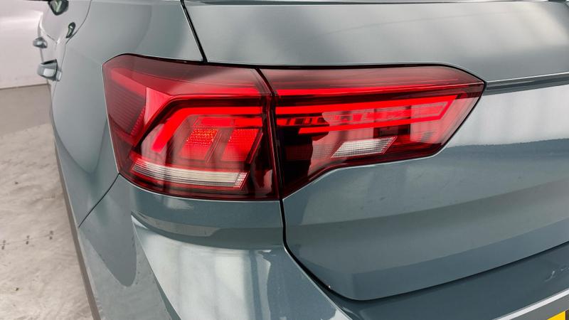 Used Volkswagen T-Roc 2023 for sale - 76940056: Photo 29