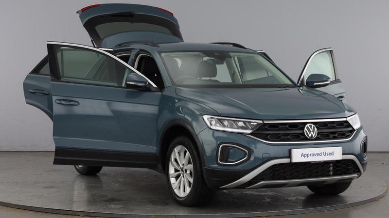 Used Volkswagen T-Roc 2023 for sale - 76940056: Photo 9