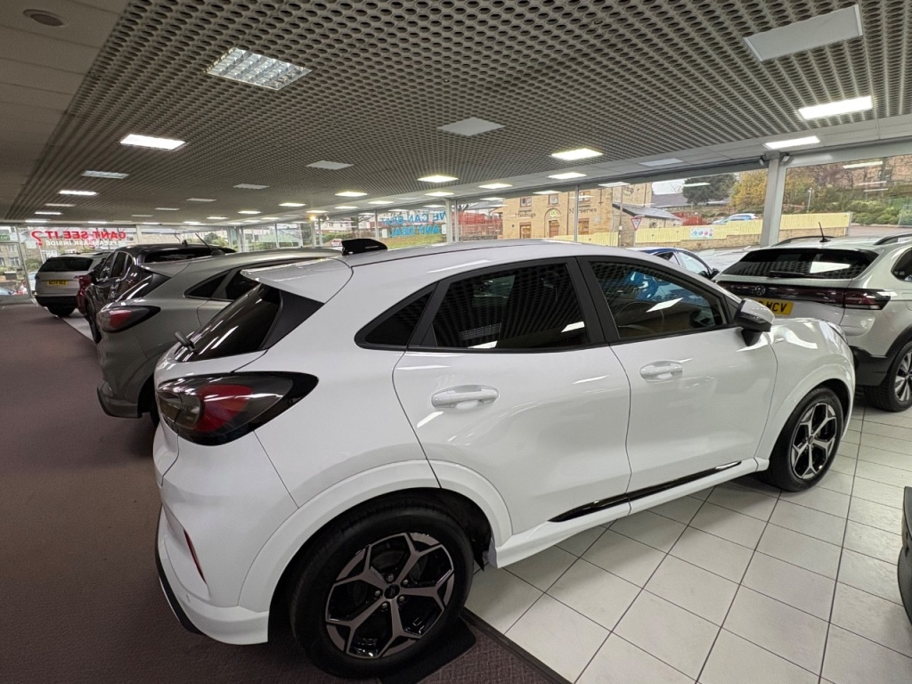 Used Ford Puma 2024 for sale - 76611481: Photo 2