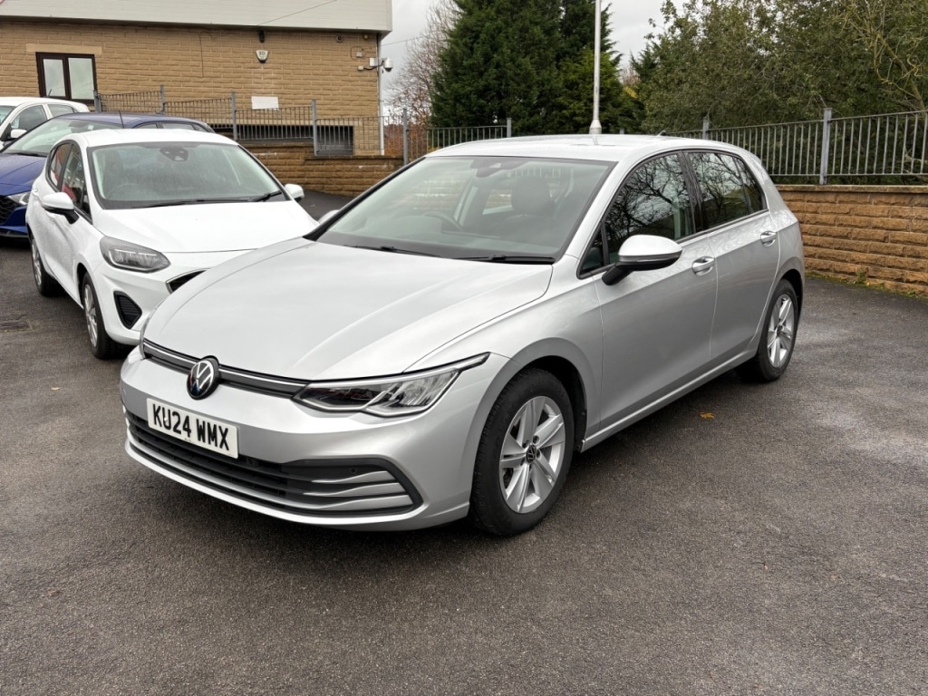 Used Volkswagen Golf 2024 for sale - 76469357: Photo 1