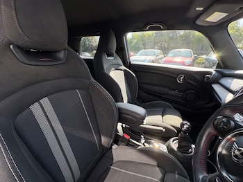 Used MINI Hatch 2019 for sale - 78580740: Photo