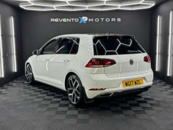 Used Volkswagen Golf 2017 for sale - 75410770: Photo