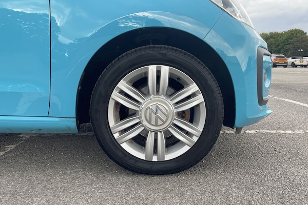 Used Volkswagen up! 2016 for sale - 75683642: Photo 19