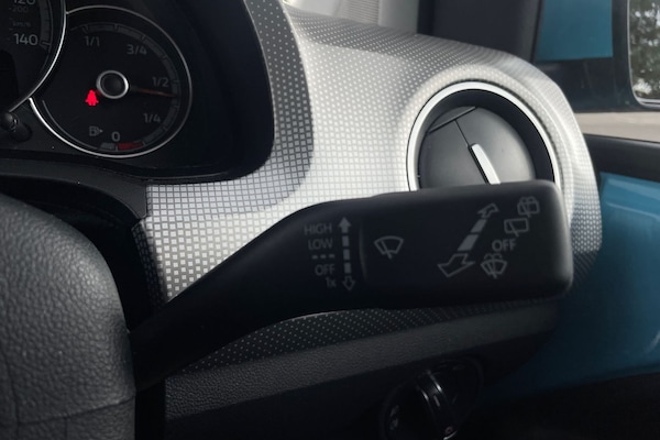 Used Volkswagen up! 2016 for sale - 75683642: Photo 29
