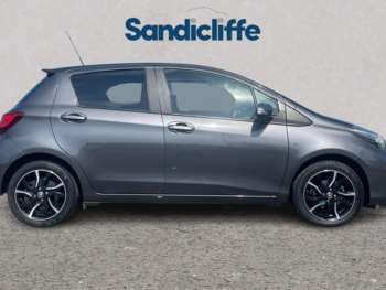 Used Toyota Yaris 2016 for sale - 74906324: Photo