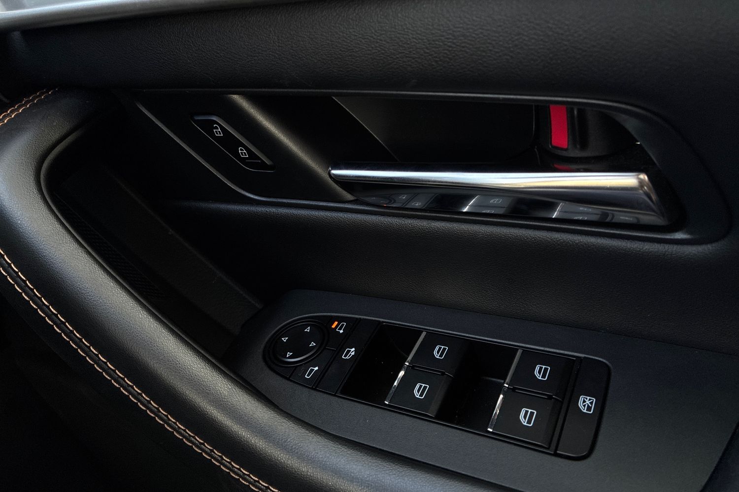 Used Mazda CX-60 2024 for sale - 75393242: Photo 45