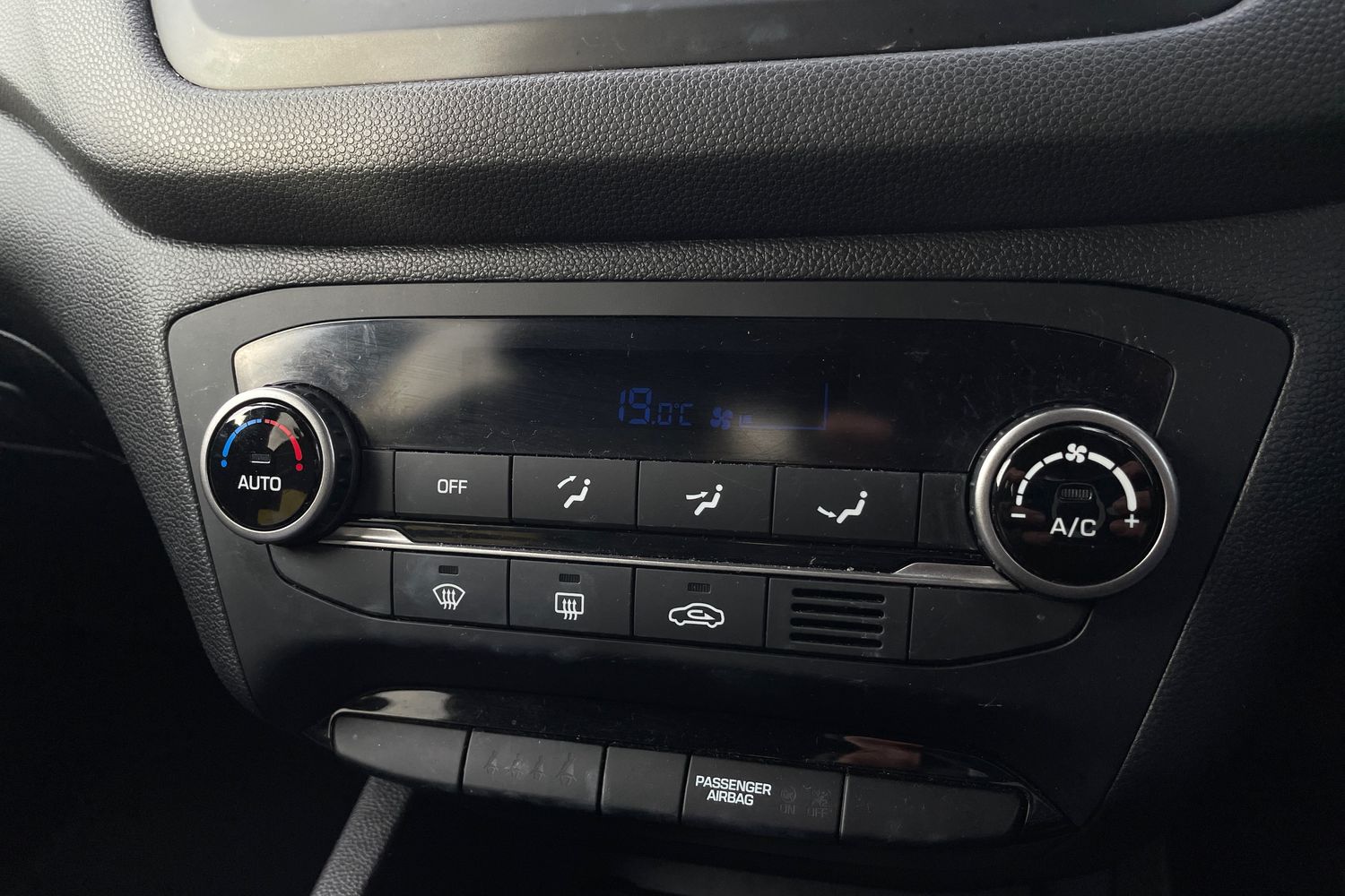 Used Hyundai i20 2018 for sale - 76663589: Photo 39