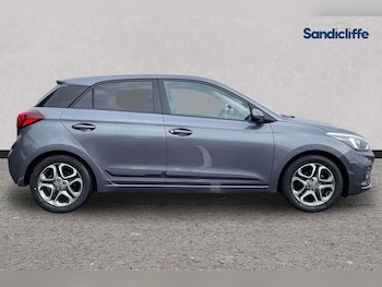 Used Hyundai i20 2018 for sale - 76663589: Photo
