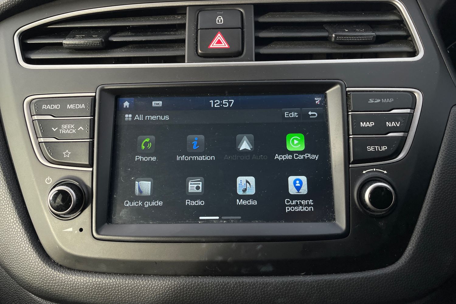 Used Hyundai i20 2018 for sale - 76663589: Photo 47