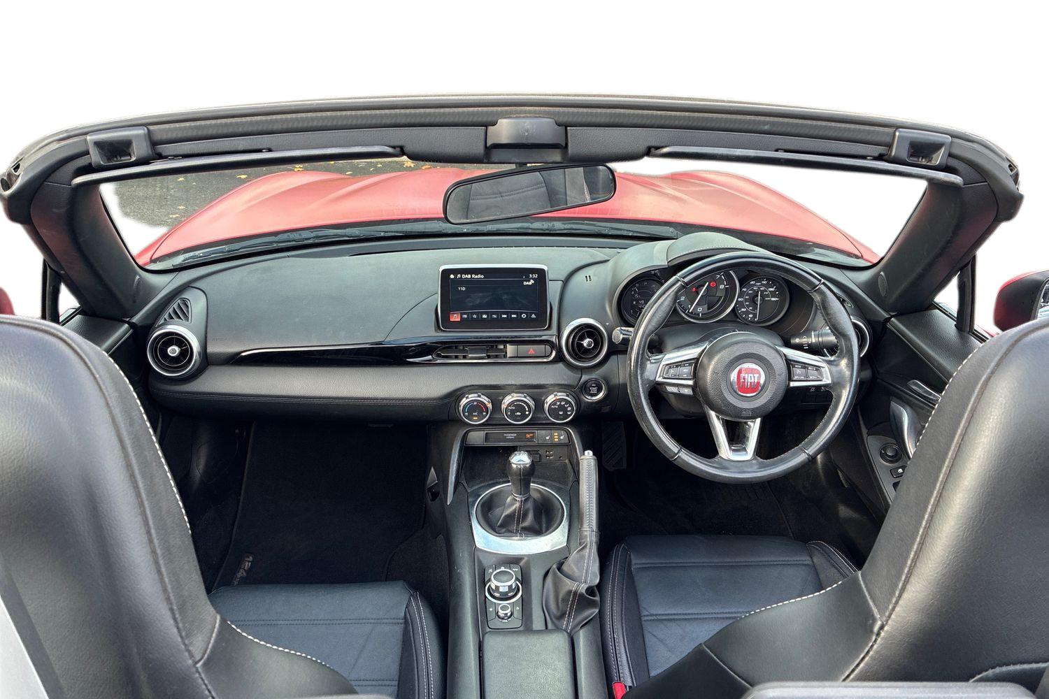 Used Fiat 124 Spider 2017 for sale - 76093812: Photo 11