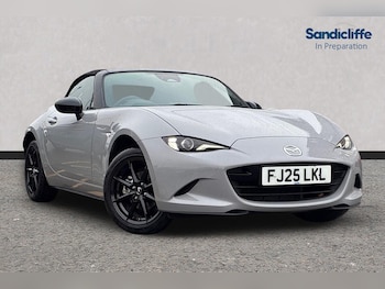 2025 - 101661 2-Door