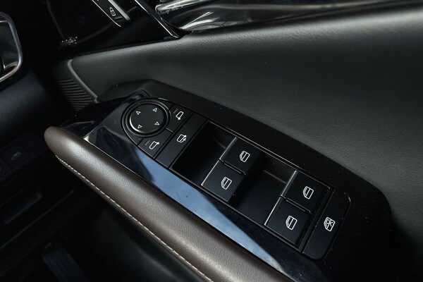 Used Mazda CX-30 2024 for sale - 75701128: Photo 38