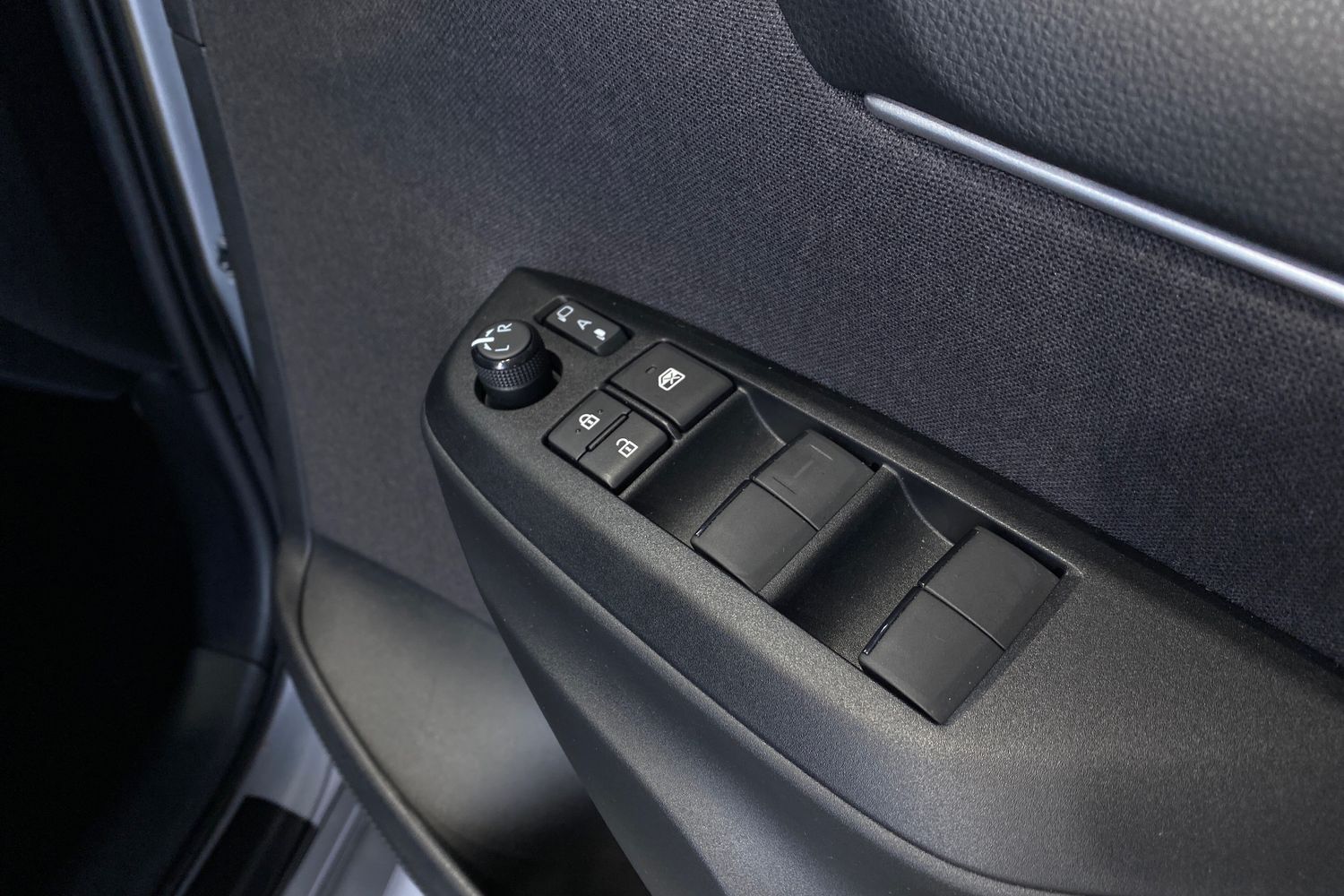 Used Mazda Mazda2 HYBRID 2023 for sale - 77990504: Photo 25