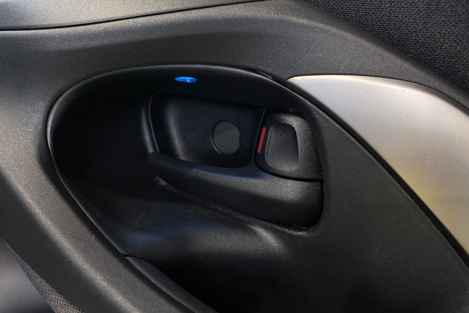 Used Mazda Mazda2 HYBRID 2023 for sale - 77990504: Photo 26