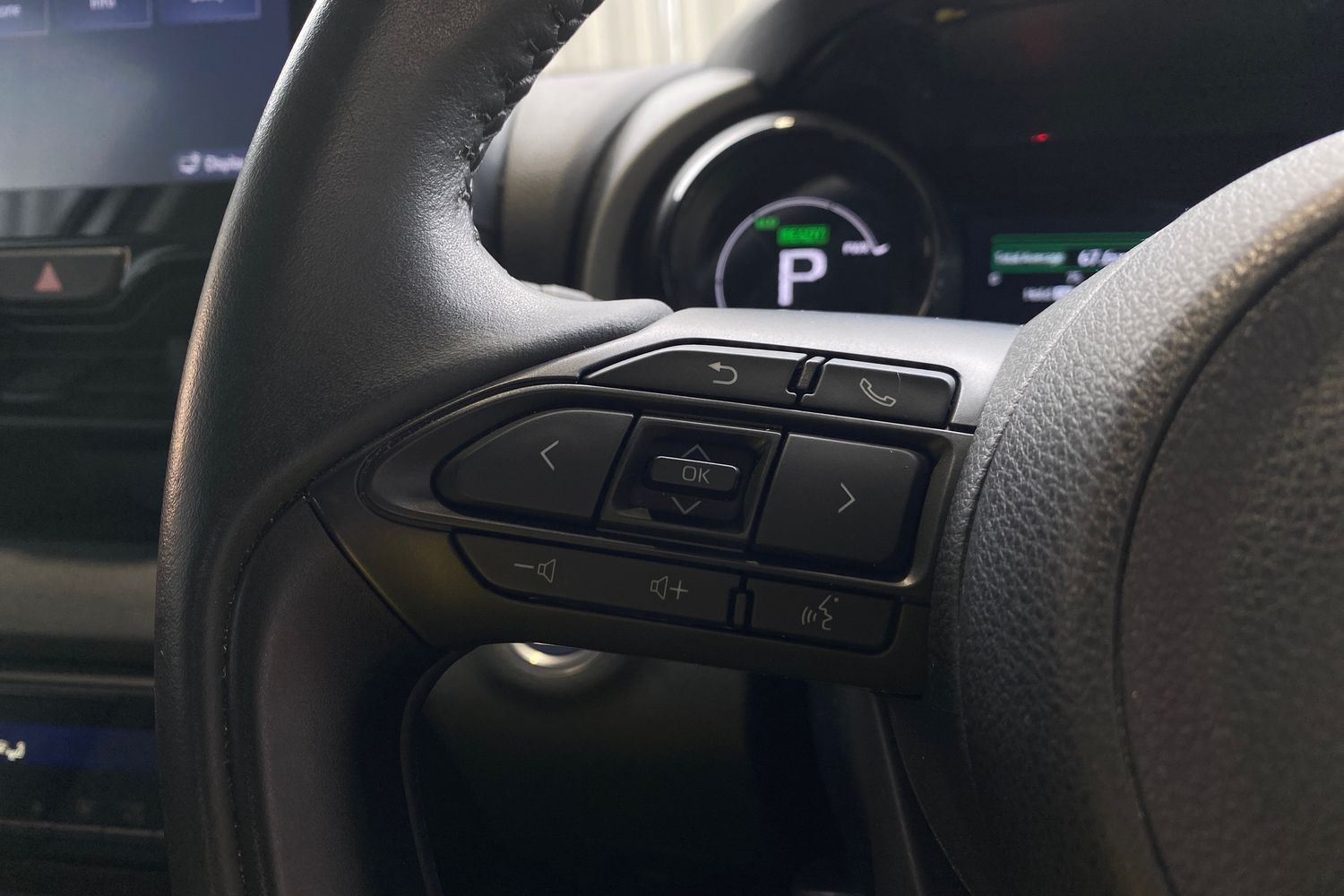 Used Mazda Mazda2 HYBRID 2023 for sale - 77990504: Photo 35