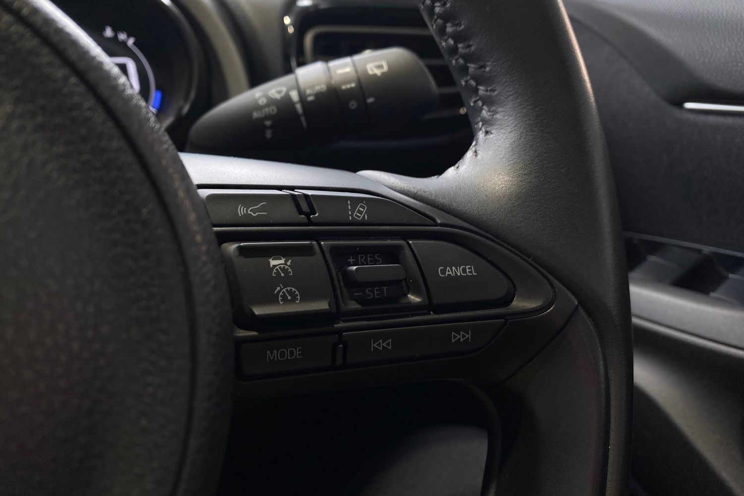 Used Mazda Mazda2 HYBRID 2023 for sale - 77990504: Photo 36