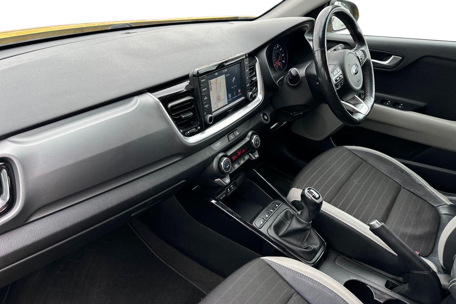 Used Kia Stonic 2018 for sale - 78132623: Photo 14