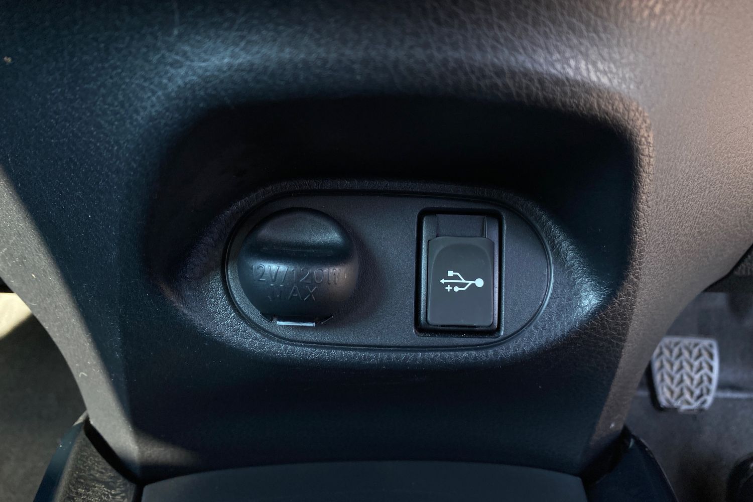 Used Toyota Yaris 2016 for sale - 77776216: Photo 35