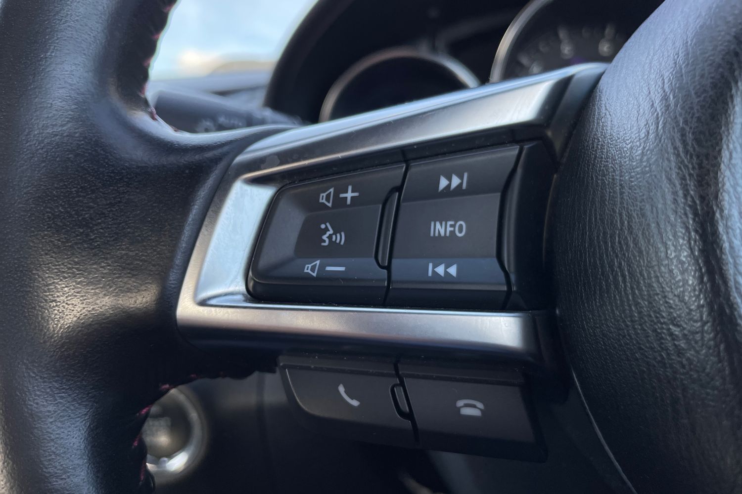 Used Mazda MX-5 2016 for sale - 75938670: Photo 33