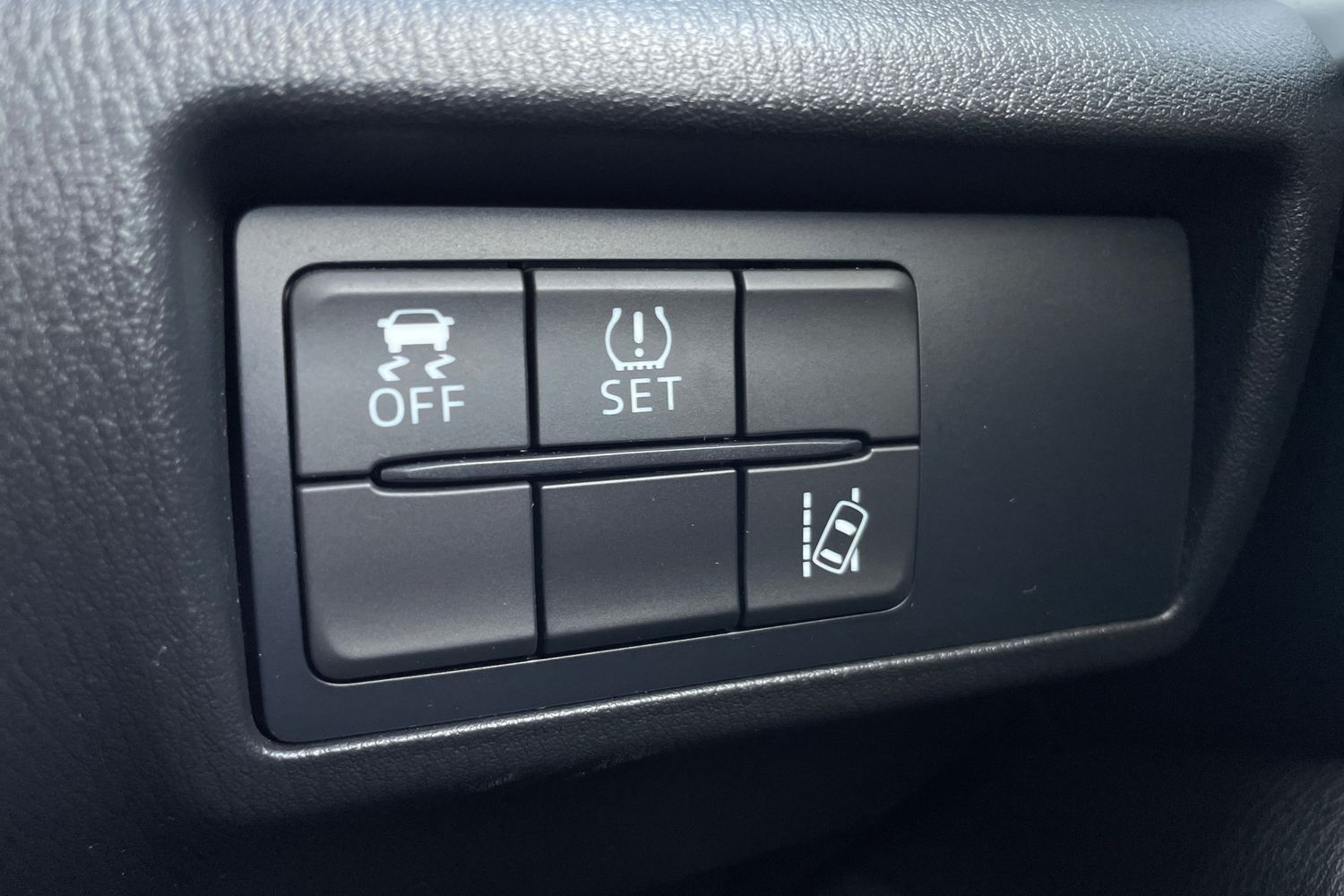 Used Mazda MX-5 2016 for sale - 75938670: Photo 36