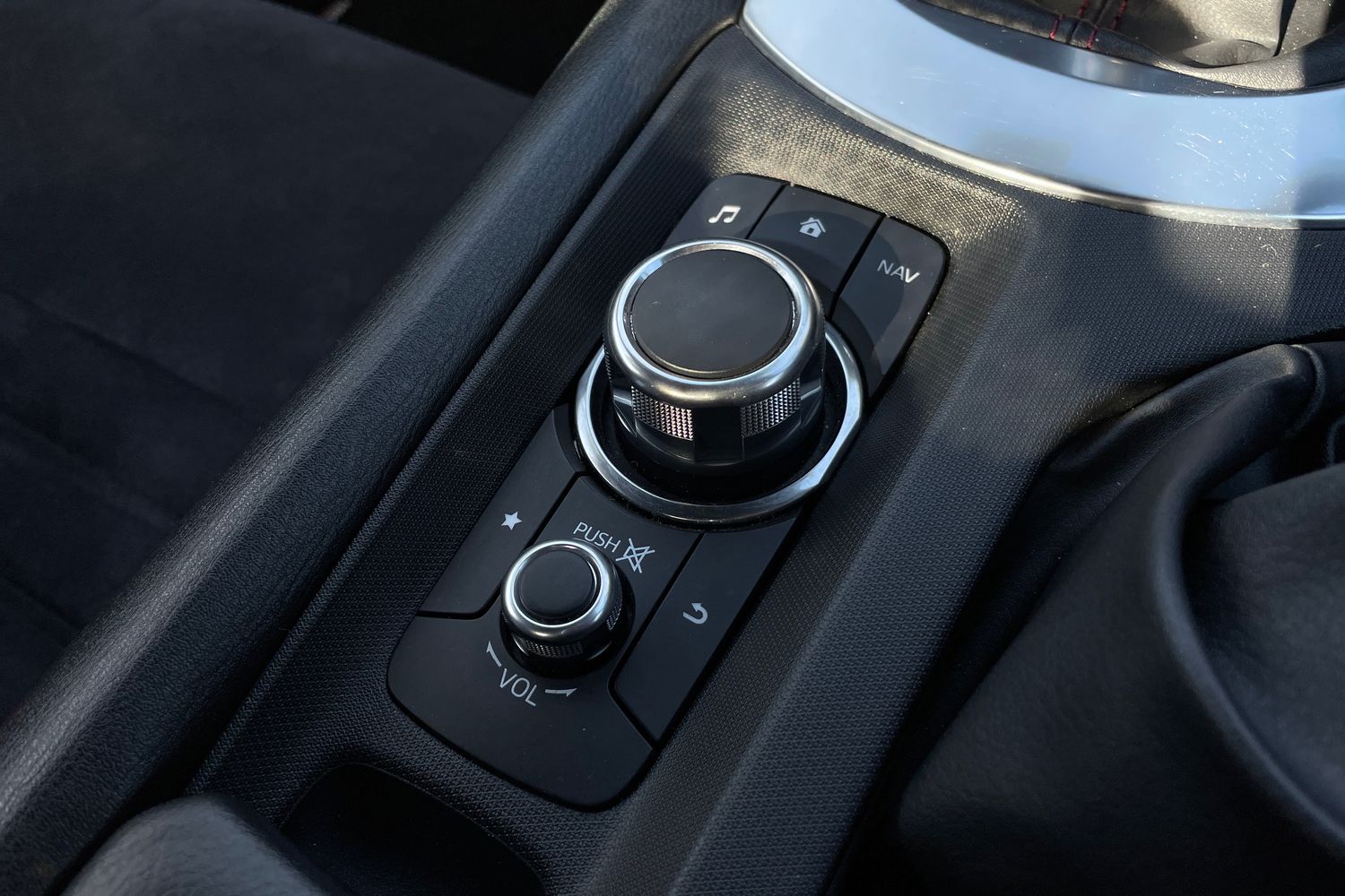 Used Mazda MX-5 2016 for sale - 75938670: Photo 47