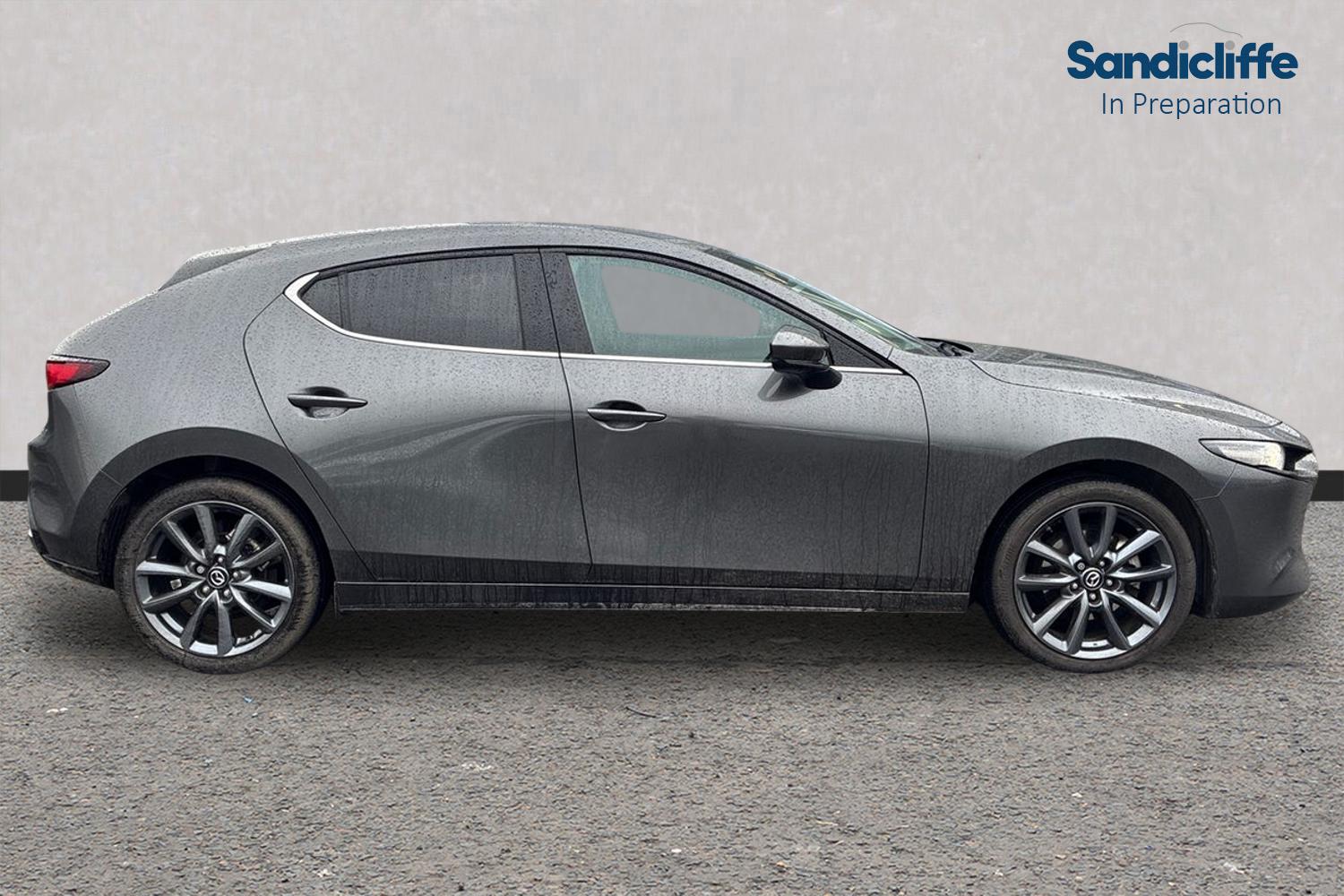 Used Mazda Mazda3 2024 for sale - 76950947: Photo 2