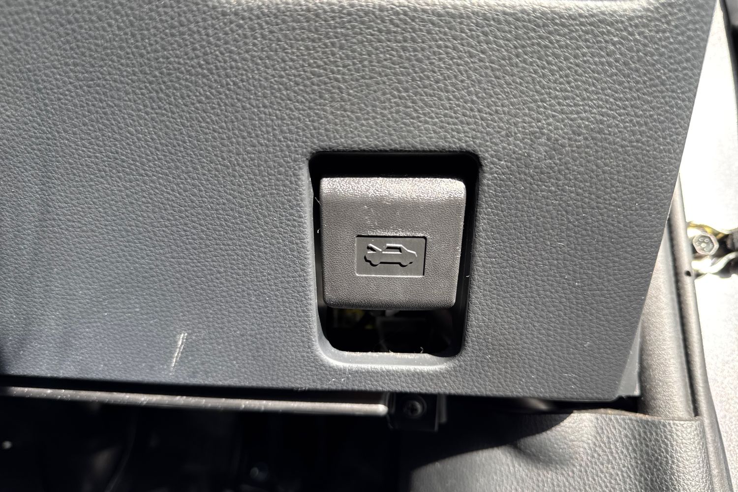 Used Mazda Mazda2 HYBRID 2022 for sale - 77595196: Photo 28