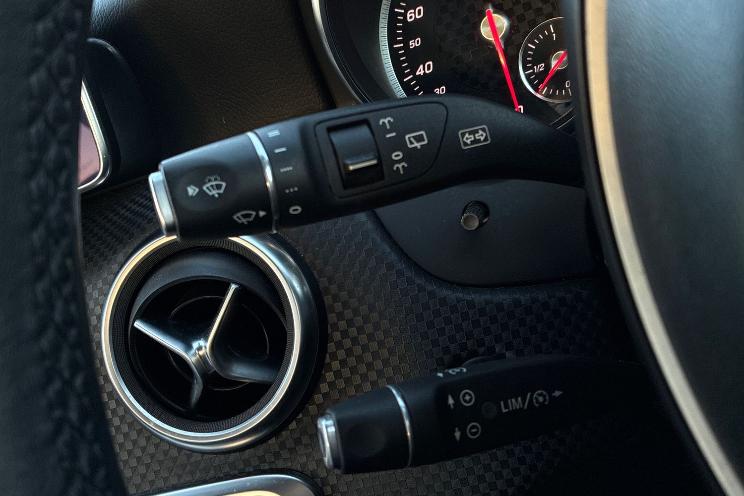 Used Mercedes-Benz A-Class 2016 for sale - 76536542: Photo 30