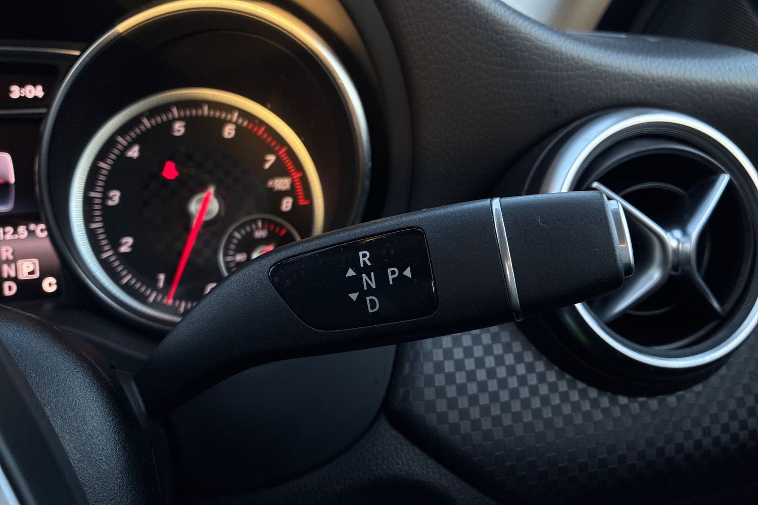 Used Mercedes-Benz A-Class 2016 for sale - 76536542: Photo 31