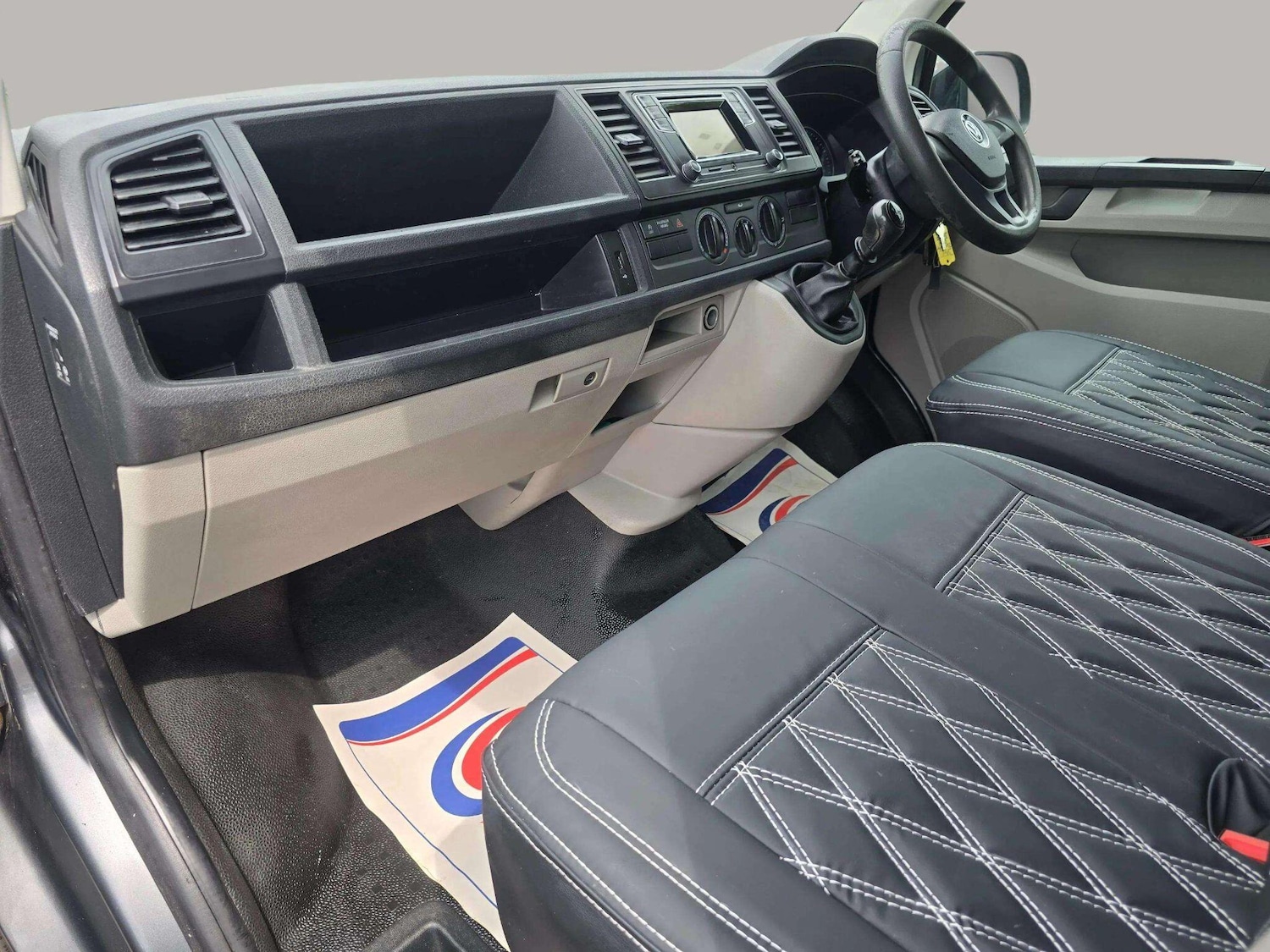 Used Volkswagen Transporter 2017 for sale - 76424050: Photo 20