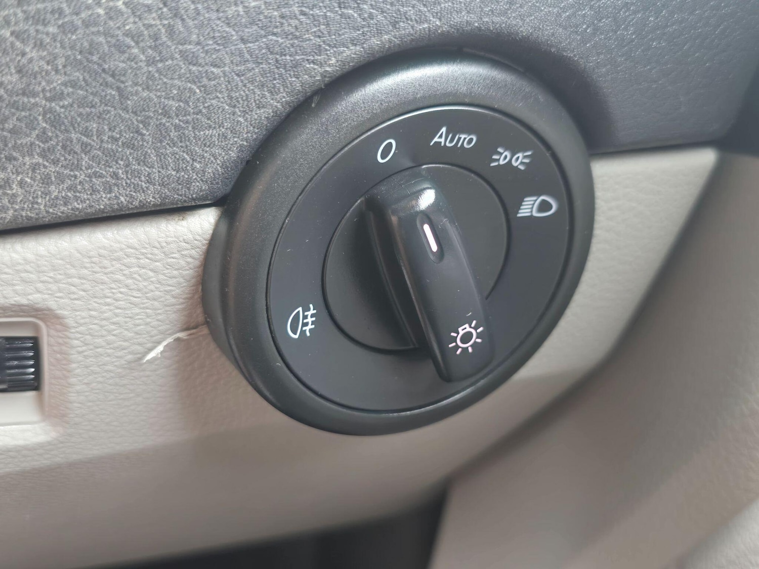 Used Volkswagen Transporter 2017 for sale - 76424050: Photo 40