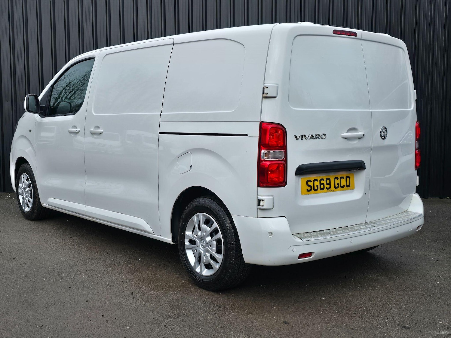 Used Vauxhall Vivaro 2019 for sale - 77202599: Photo 4