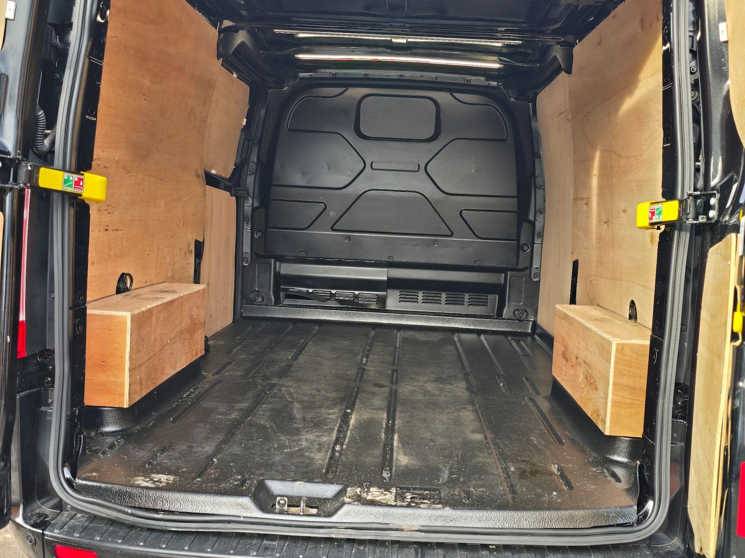 Used Ford Transit Custom for sale - 78047952: Photo 20