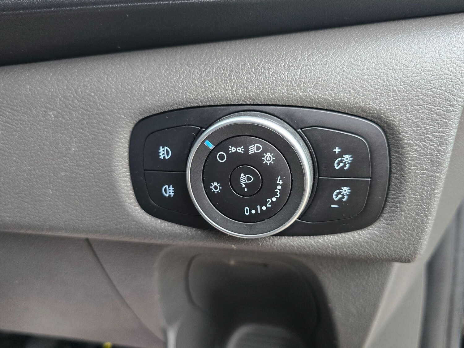 Used Ford Transit Custom 2020 for sale - 77683400: Photo 22