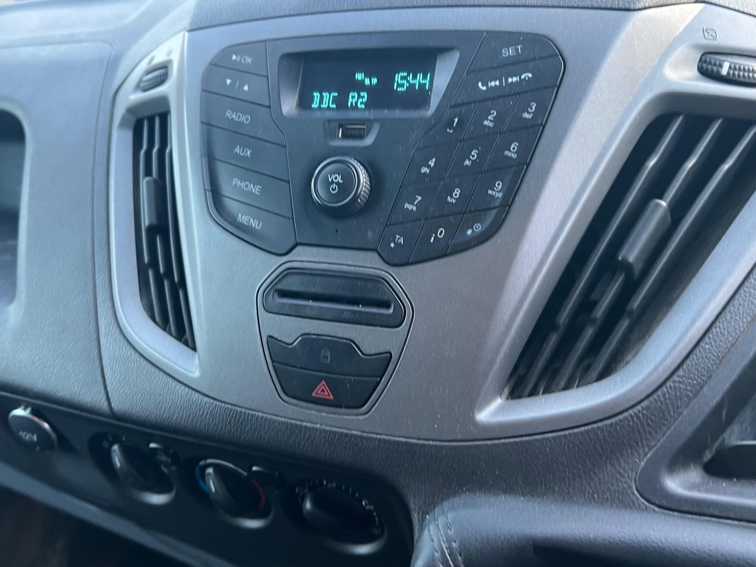 Used Ford Transit Custom 2015 for sale - 76634300: Photo 6