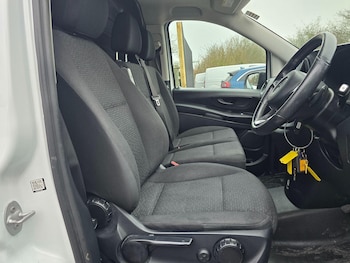 Used Mercedes-Benz Vito 2022 for sale - 77468273: Photo