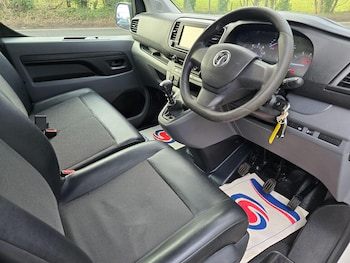 Used Vauxhall Vivaro 2020 for sale - 77091495: Photo