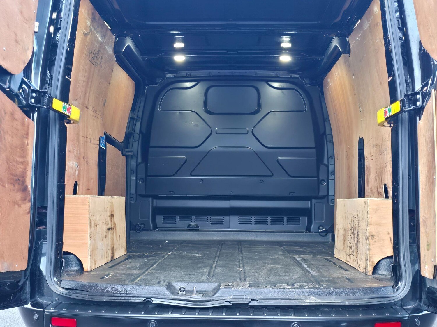 Used Ford Transit Custom 2021 for sale - 77358467: Photo 28