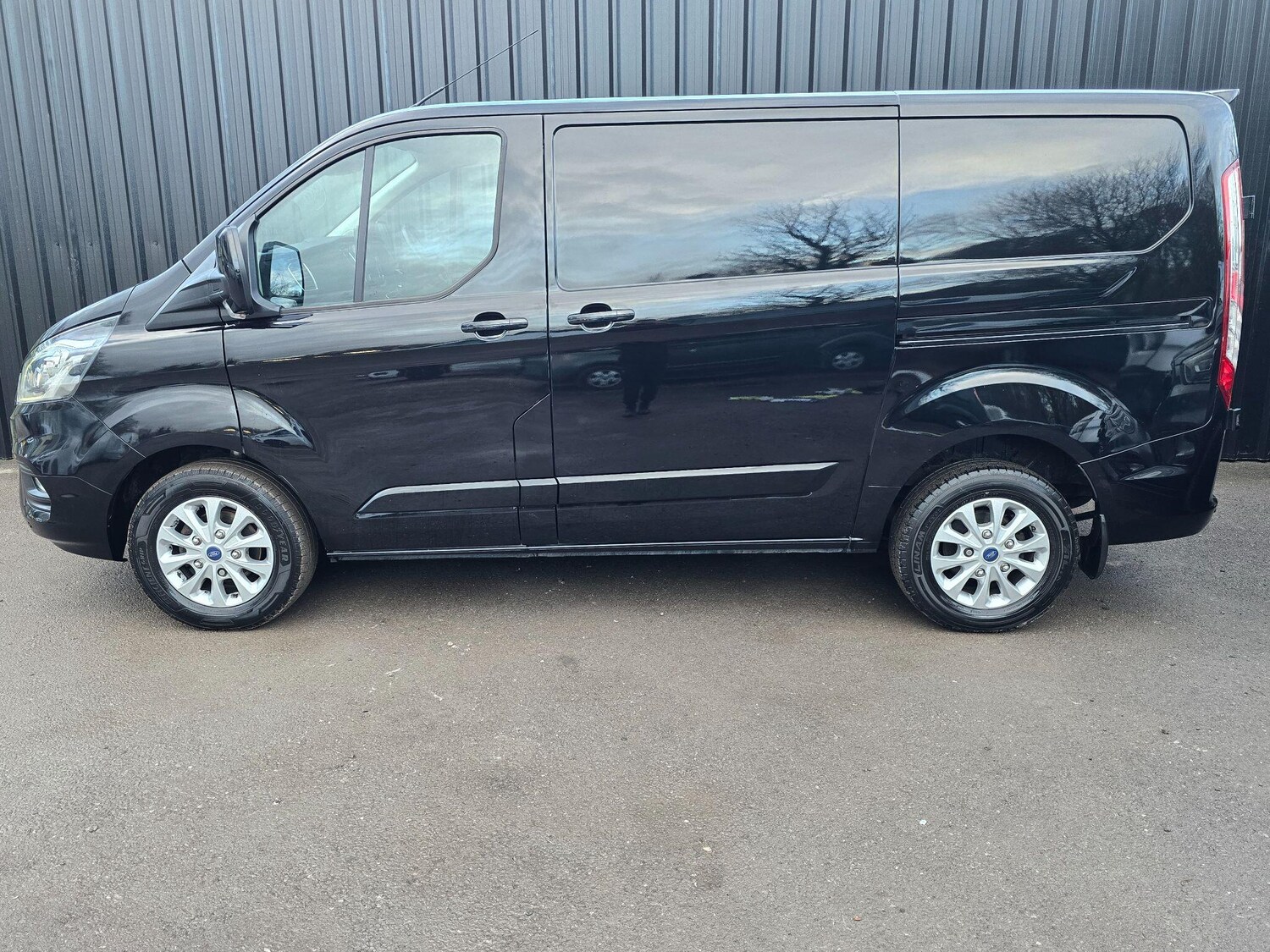 Used Ford Transit Custom 2021 for sale - 77358467: Photo 4