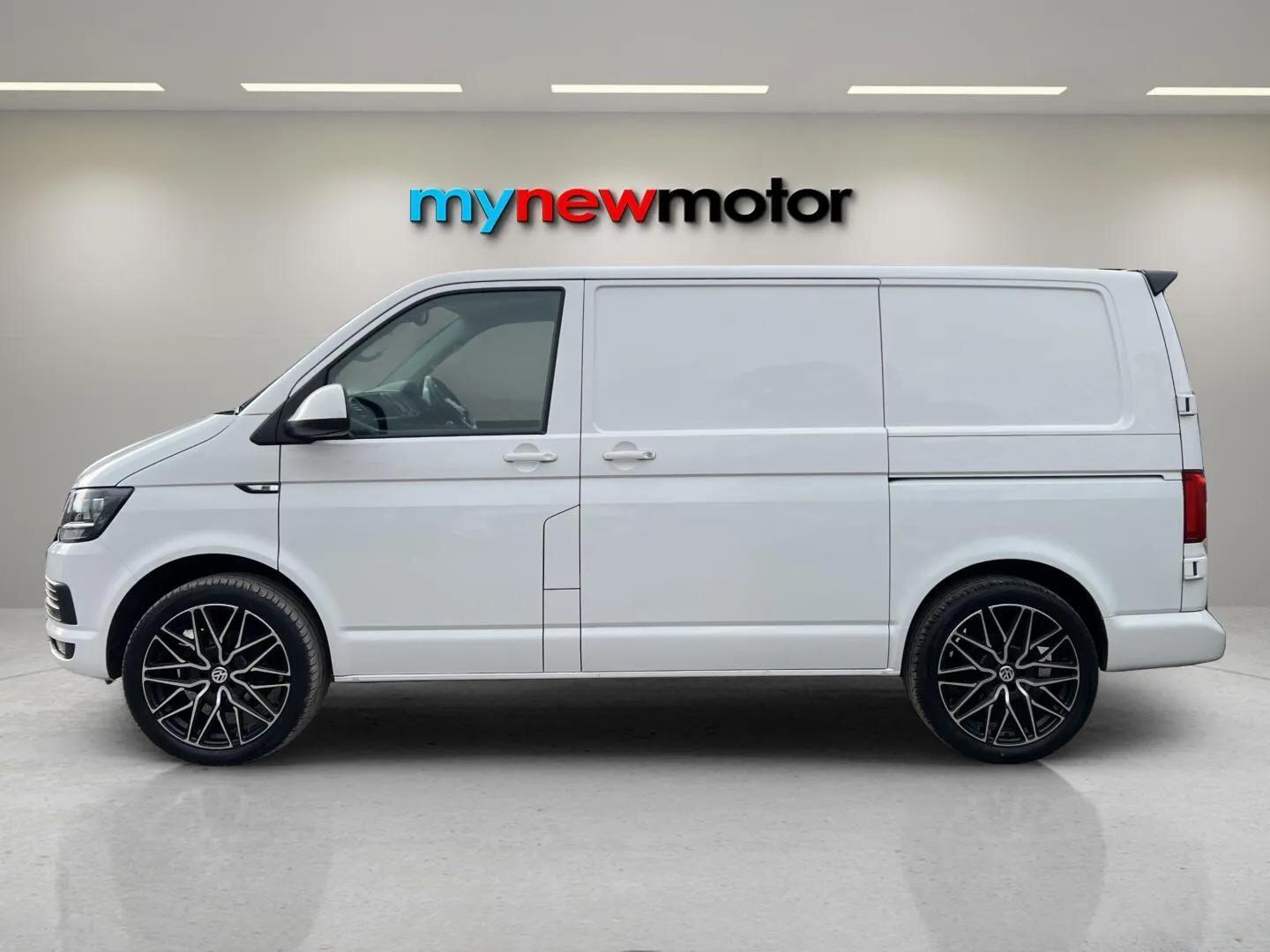 Used Volkswagen Transporter 2017 for sale - 76268436: Photo 4