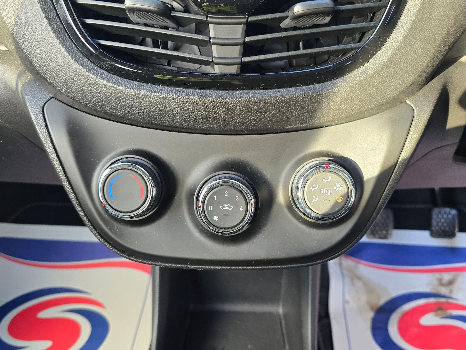 Used Vauxhall Viva 2015 for sale - 76964560: Photo 17