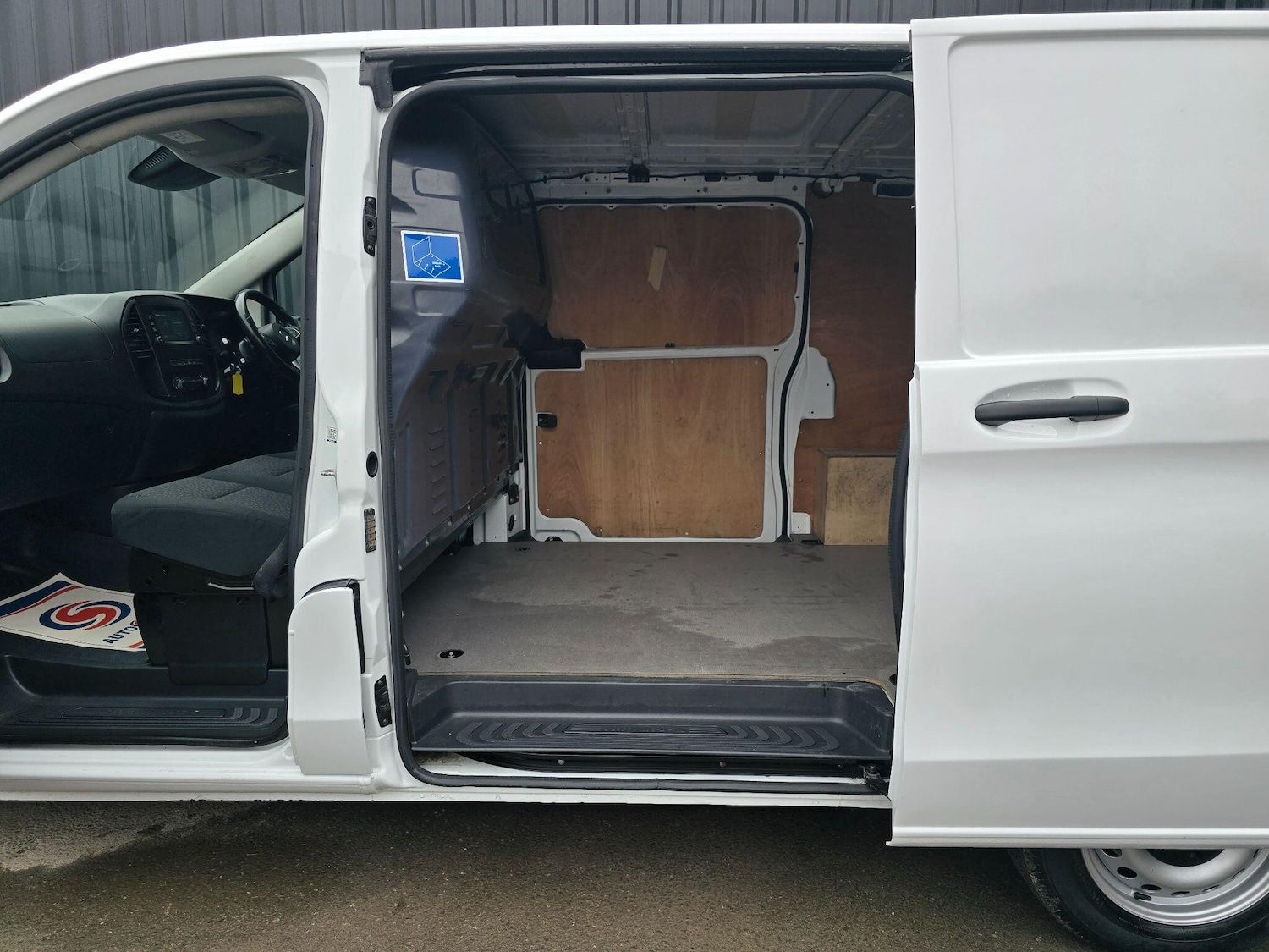 Used Mercedes-Benz Vito 2022 for sale - 77909455: Photo 40