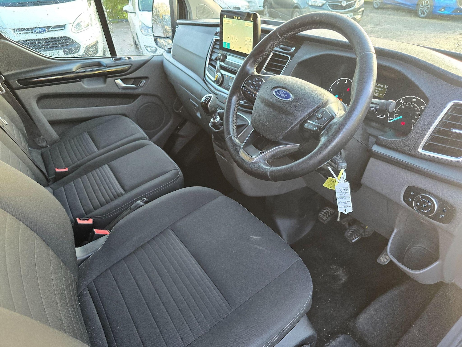 Used Ford Transit Custom 2019 for sale - 76913621: Photo 2