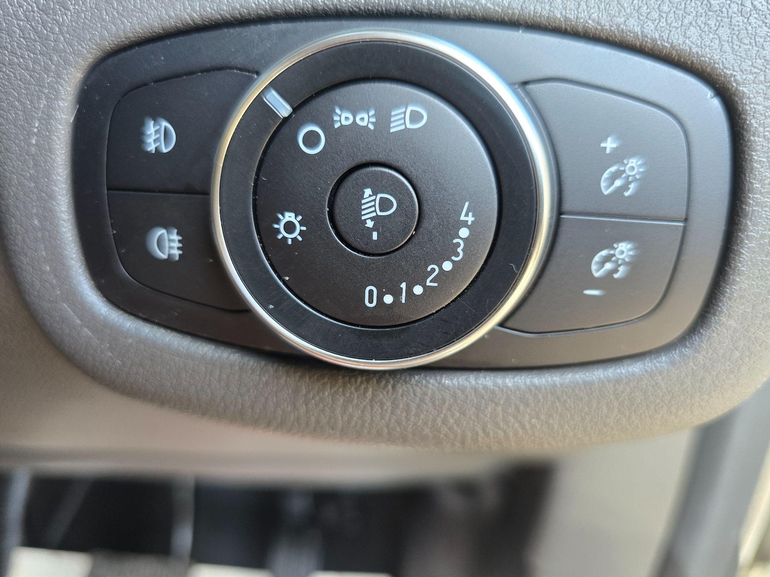 Used Ford Transit Connect 2020 for sale - 76268224: Photo 37