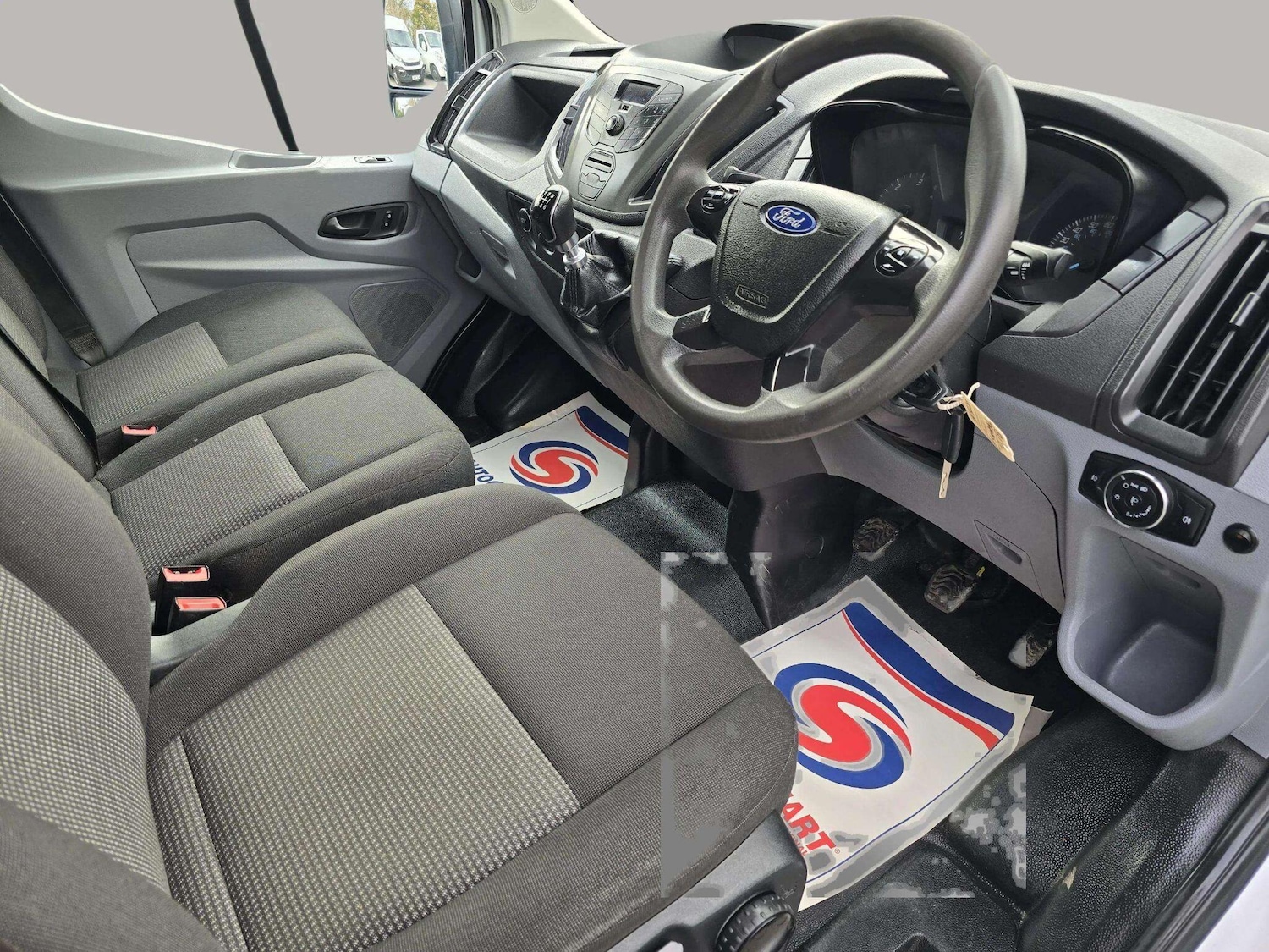 Used Ford Transit 2019 for sale - 76965527: Photo 2